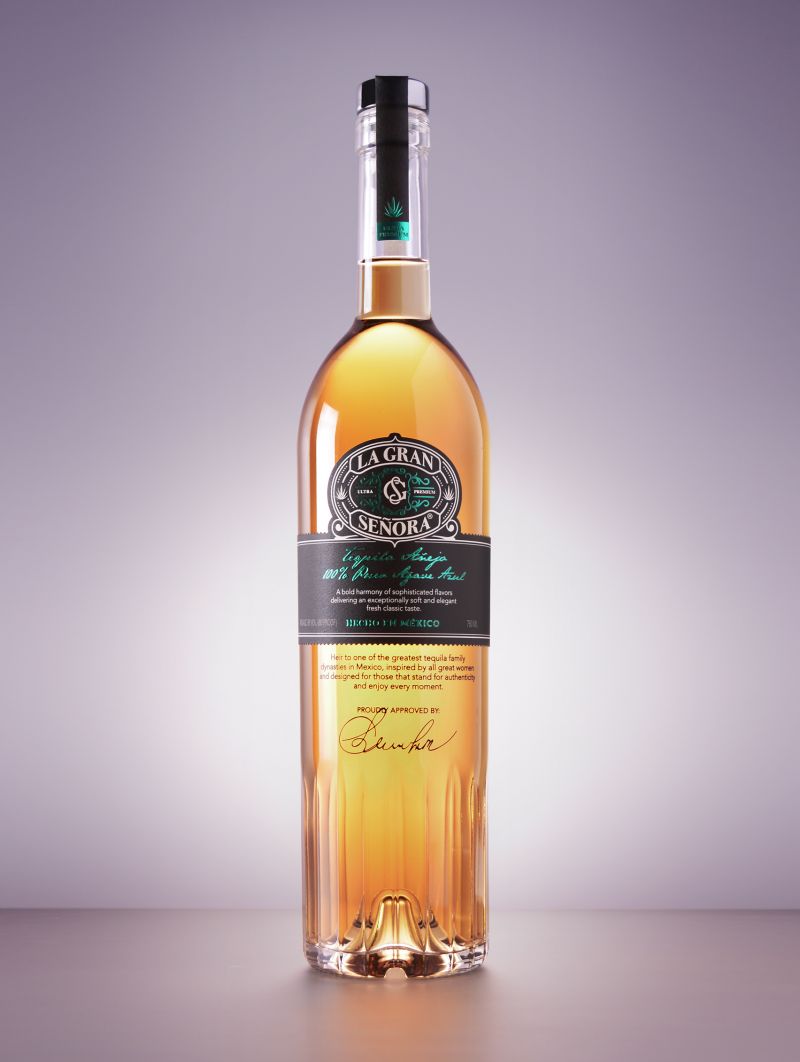 Photo for: La Gran Señora Añejo 