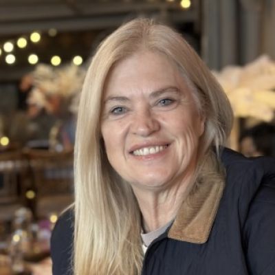 Dr. Marinda  Kruger